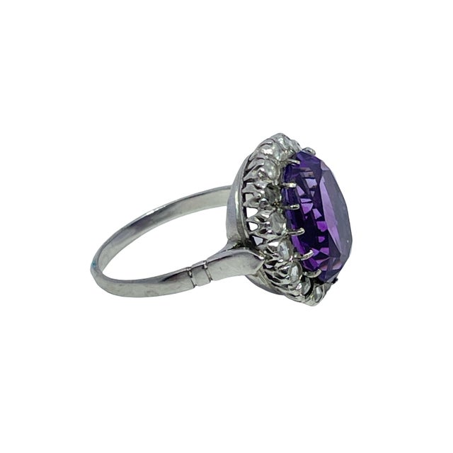 Mid 20th Century 10k White Gold Oval Amethyst and Diamond Halo Ring, Size 6.5 For Sale - Image 4 of 9