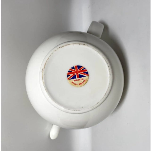 1990s Royal Doulton Silhouette Expressions Teapot & Lid For Sale In Washington DC - Image 6 of 6