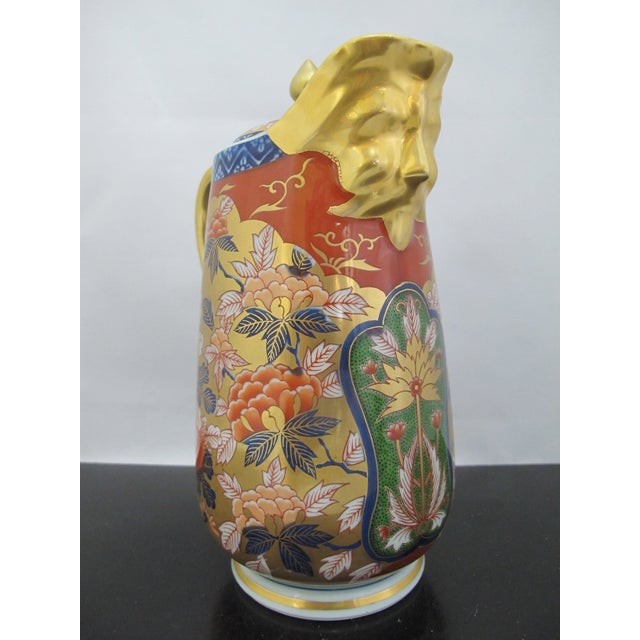 Japanese Arita ware Imari lidded water pitcher with a Gokunishiki Kinsai Koimari style design produced by Kisen Kiln in...