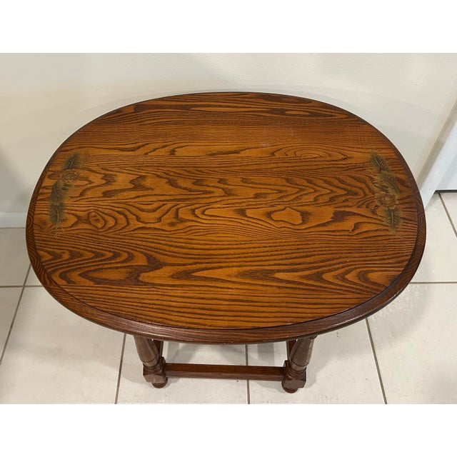Mid-Century Modern 1980s Authentic L. Hitchcock Signed Oval Side Table - Solid Oak Harvest Stenciled Accent End Table - Scalloped Apron For Sale - Image 3 of 12