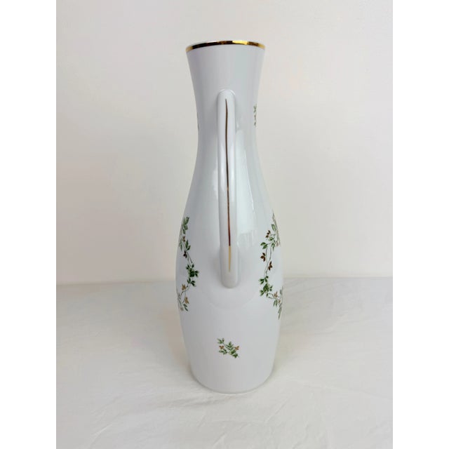 1950s 1950s Hollohaza Hungary Erika Green Floral Handled Porcelain Vase For Sale - Image 5 of 11