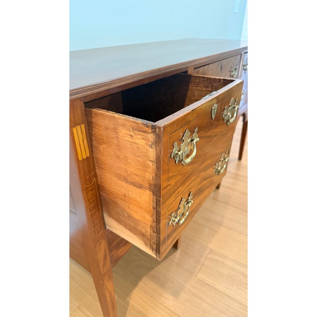 Early 20th Century Federal Revival Flame Mahogany Sideboard With Inlay For Sale - Image 17 of 18