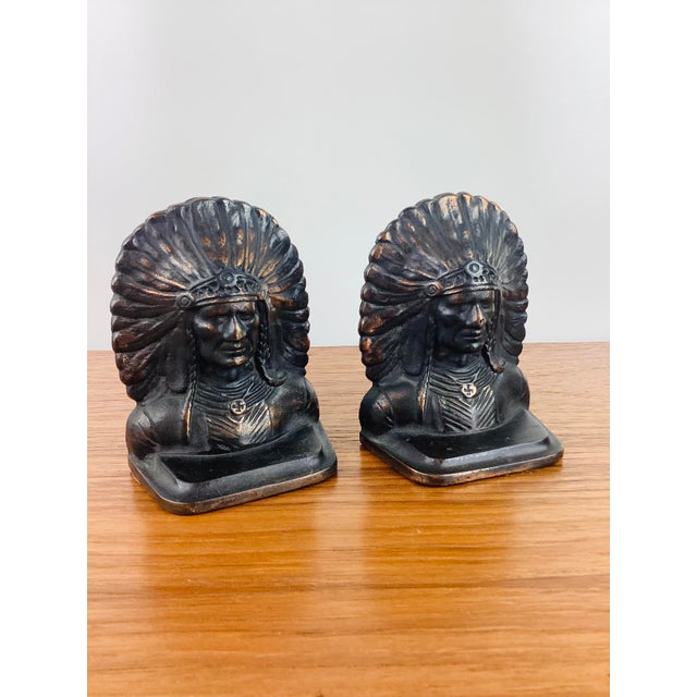 Ralph Lauren Vintage Cast Iron & Copper Native American Indian Chief Southwestern Style Pair of Bookends For Sale - Image 4 of 5