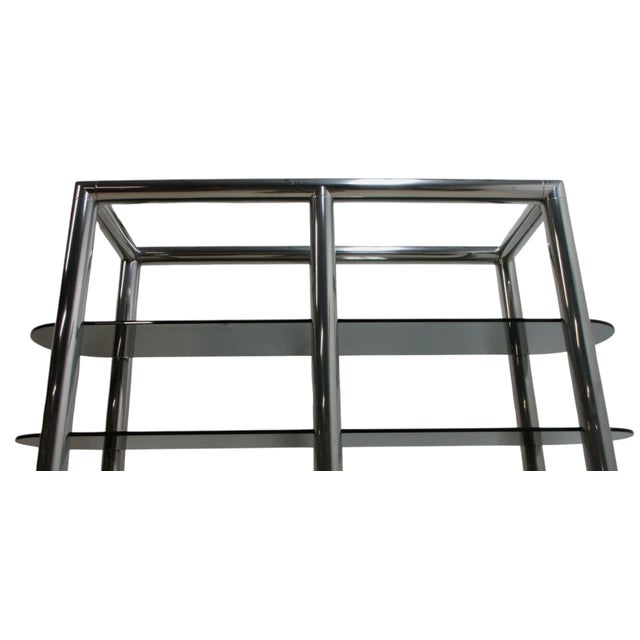 Mid Century Monumental Tubular Aluminum Chrome Etagere Shelf Vintage Display Baughman Style For Sale In Philadelphia - Image 6 of 17