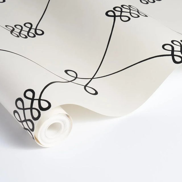 Schumacher Sample - Schumacher Nicolette Wallpaper in Black on Cream For Sale - Image 4 of 4