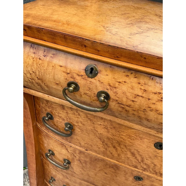 Tan Vintage Birds Eye Chest With Lions Paw Detail For Sale - Image 8 of 12