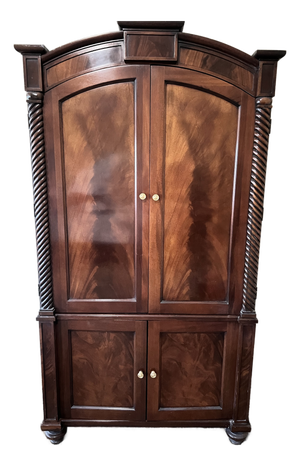 Hickory Chair Mahogany Entertainment Center
