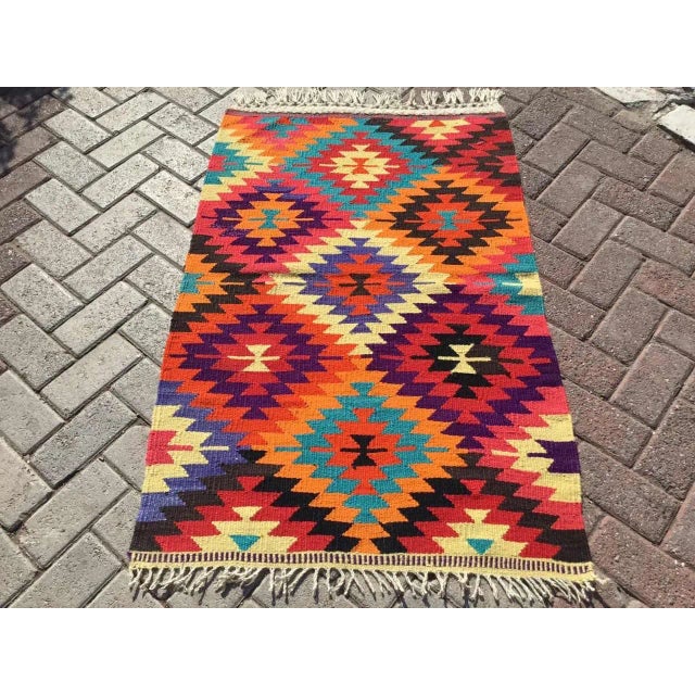 1960s Vintage Turkish Kilim Rug - 35" X 49" For Sale - Image 10 of 10