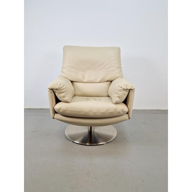 Cece Swivel Chair in Leather from Leolux For Sale - Image 9 of 16