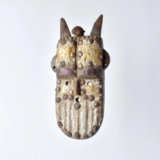 Brown Early 20th Century Toma Wood Passport Mask Landai Guinea For Sale - Image 8 of 10