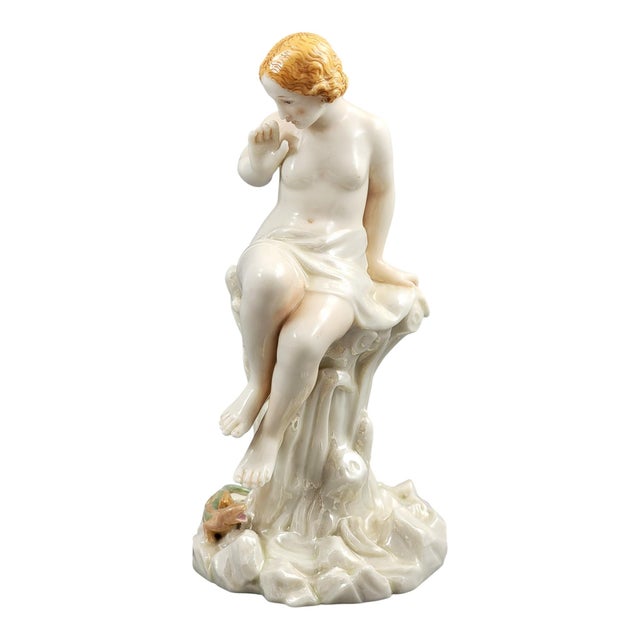 A rare sculptural porcelain figure created during the late Victorian period as part of the factory’s ambitious exhibition...