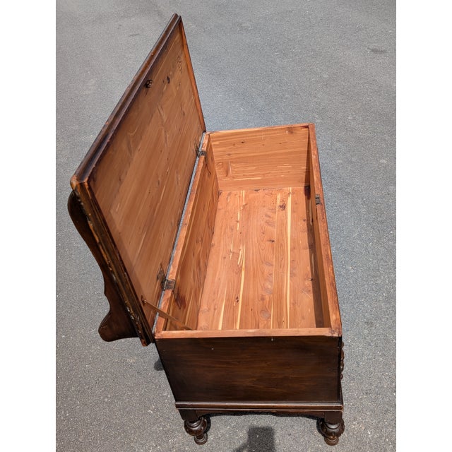 1970s Vintage Jacob Bloom Style Mid-Century Walnut Stained Cedar Chest Storage Bench For Sale - Image 5 of 10