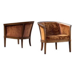 Drexel 1960s Walnut Barrel Club Chair a Pair For Sale