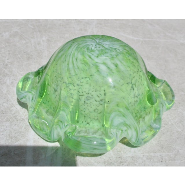 Murano Green Speckled Bowl For Sale In New York - Image 6 of 6
