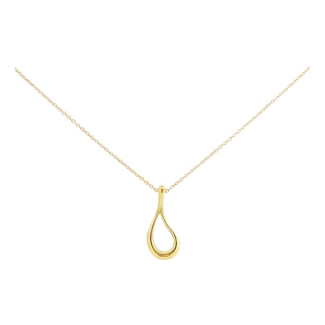 Late 20th Century Elsa Peretti for Tiffany & Co 18k Gold Tear Drop Pendant on Chain For Sale
