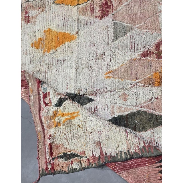 Textile 1960s Abstract Moroccan Rug - 8.1 X 5.3 Ft For Sale - Image 7 of 8