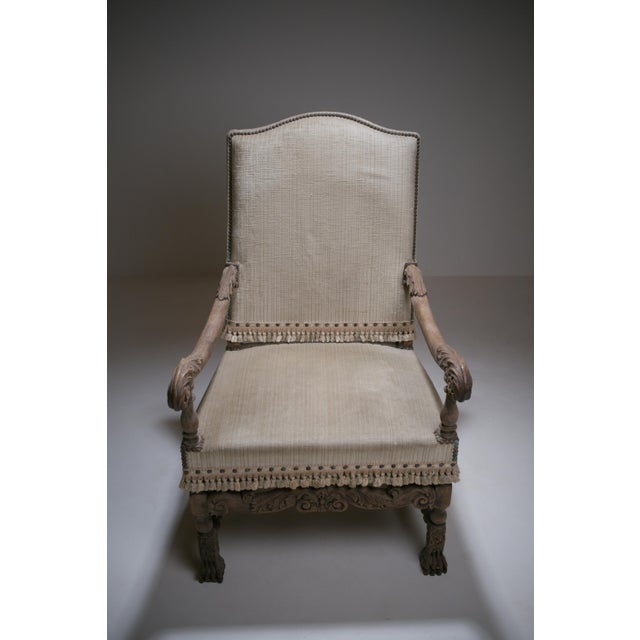 Late 19th Century Louis XIII French Carved Walnut Armchair For Sale - Image 6 of 18