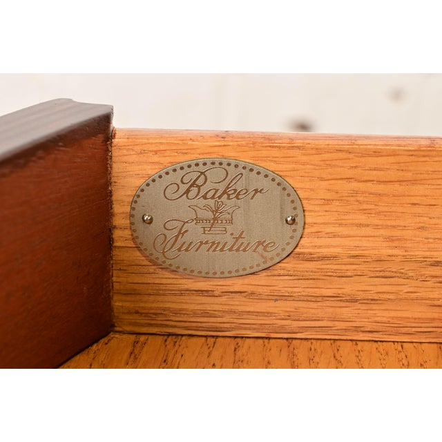 Baker Furniture Georgian Flame Mahogany Pedestal Drum Side Table or Tea Table, Newly Refinished For Sale - Image 9 of 14