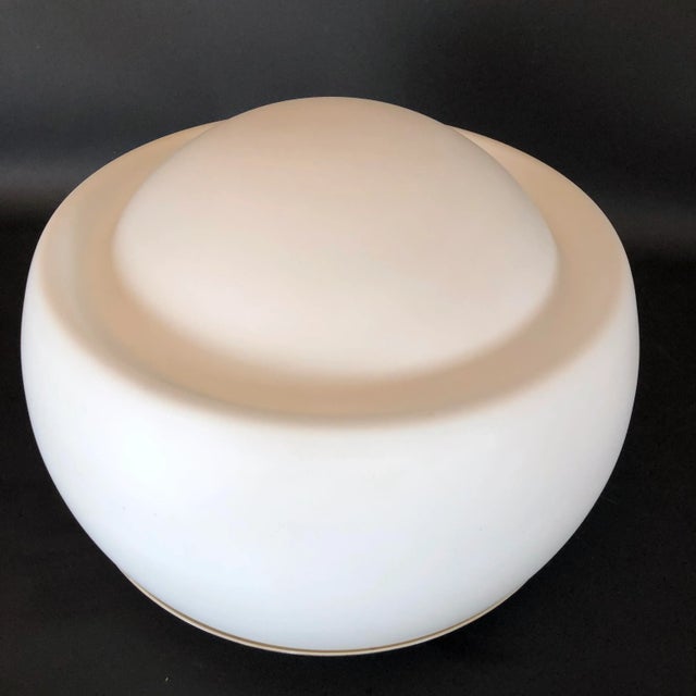 Italian Opaline Glass Table Lamp by Pia Guidetti Crippa for Lumi, 1960s For Sale - Image 6 of 15