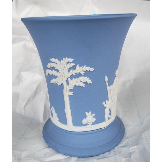 Vintage 1975 Wedgwood Blue Jasperware Small Flared Bud Vase - "Venus & Cupid" For Sale - Image 12 of 13
