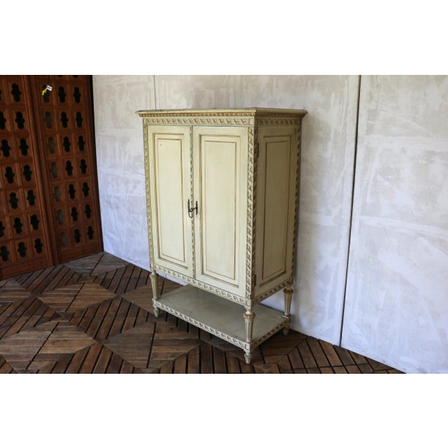 Antique Italian Painted Cabinet With Gold Leaf Accents, Circa 1930s For Sale In Los Angeles - Image 6 of 18
