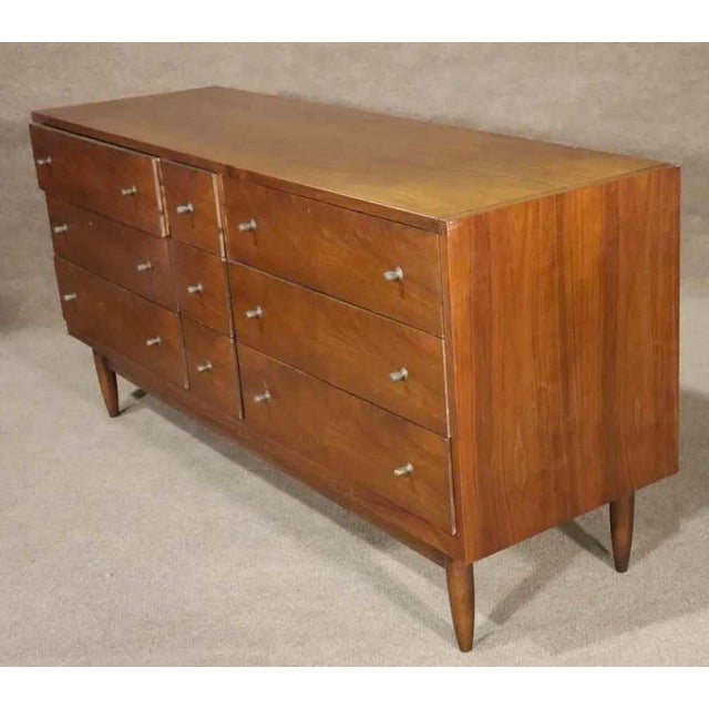 Mid 20th Century Mid-Century Dresser by National Furniture Co., Attributed For Sale In Philadelphia - Image 6 of 8