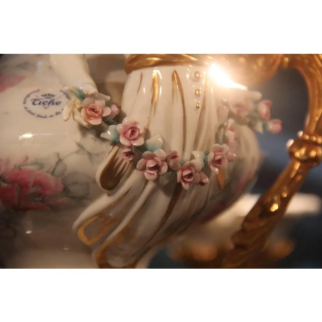 Metal 24-Carat Gold & Porcelain Chandelier, 1970s For Sale - Image 7 of 18