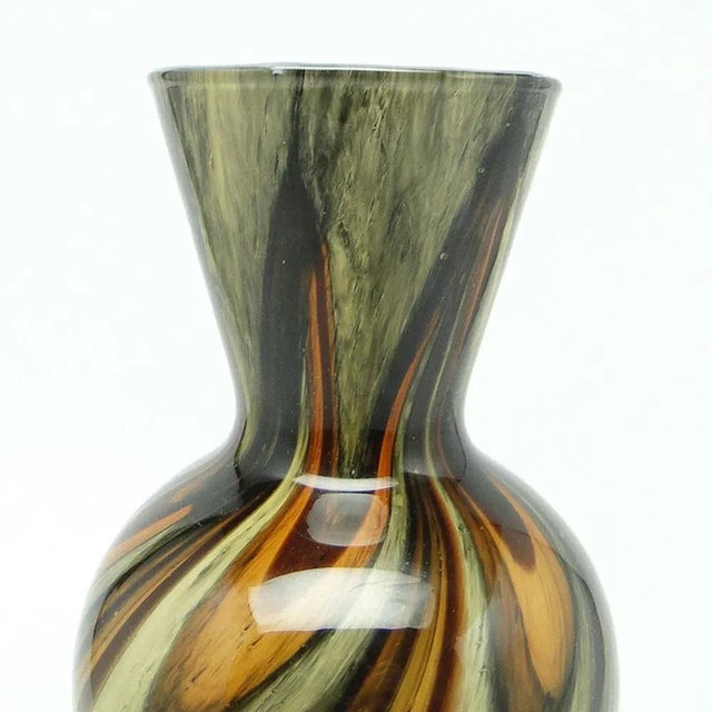 1950s Postmodern Vase from Alum Bay Isle of Wight, United Kingdom, 1950s For Sale - Image 5 of 8