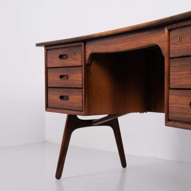 Rosewood Desk by Svend Åge Madsen for Sigurd Hansen Furniture Factory, 1960 For Sale - Image 10 of 13