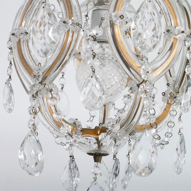 Transparent 1930s Maria Theresa style crystal pendant For Sale - Image 8 of 9