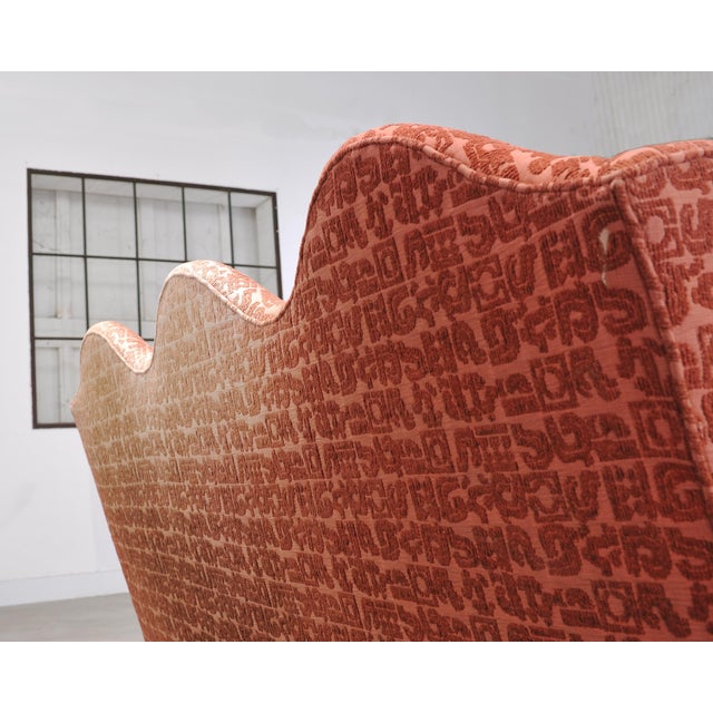 English William and Mary Baroque Style Camel Hump Back Settee For Sale - Image 17 of 18