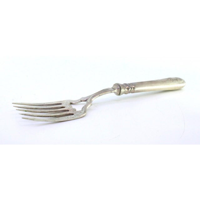 Silver Fish Serving Fork with Reliefs and Floral Motifs For Sale - Image 4 of 7