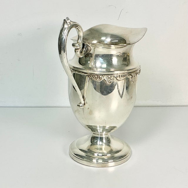 Metal Early 20th Century Antique English Traditional Silverplate Pitcher Vase. For Sale - Image 7 of 14