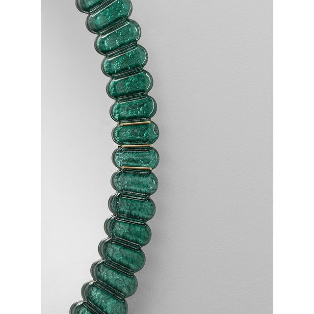 SHIPMENTS DEPEND OF AVAILABILITIES (please check before order) This elegant oval mirror is framed in handcrafted green...