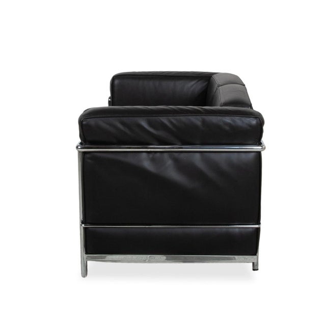 LC 2 Two-Seater Sofa in Black Leather by Le Corbusier for Cassina For Sale - Image 11 of 12