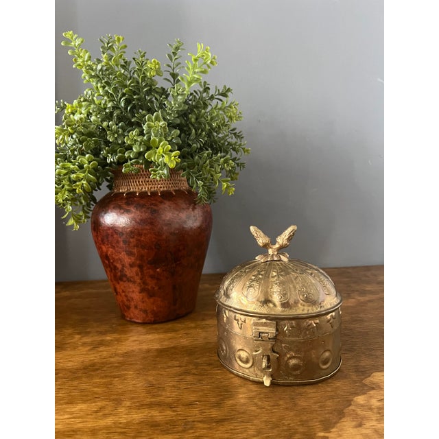 Vintage Small Brass Hinged Trinket Box For Sale - Image 12 of 12