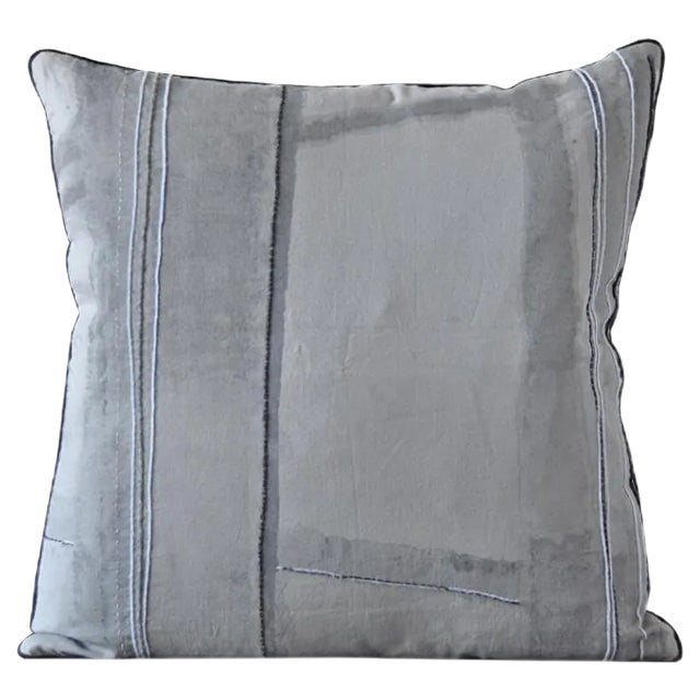 New York Cushion from GAIADIPAOLA For Sale