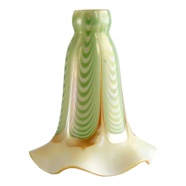 American Steuben Art Nouveau Glass Green Drag Loop Lily Lamp Shade For Sale