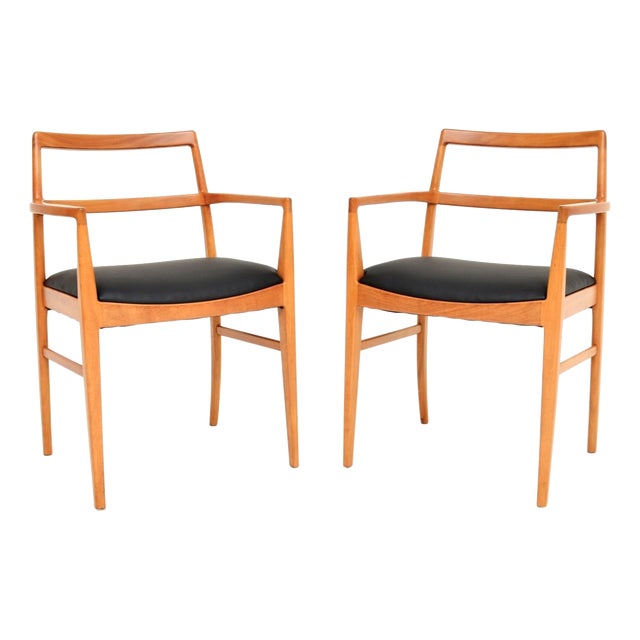 Vintage Danish Carver Chairs attributed to Arne Vodder for Sibast, 1960s, Set of 2 For Sale
