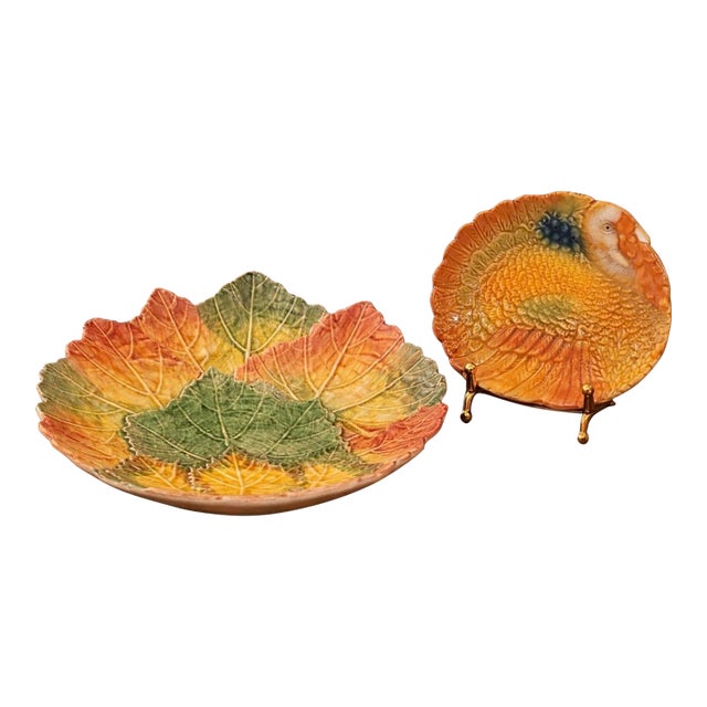 Vintage Portugal Majolica Grape Leaf/Cabbage Leaf Serving Bowl or Charger Along With Creative Co Op Mini 5” Turkey Plate (6”) Thanksgiving Abundance For Sale
