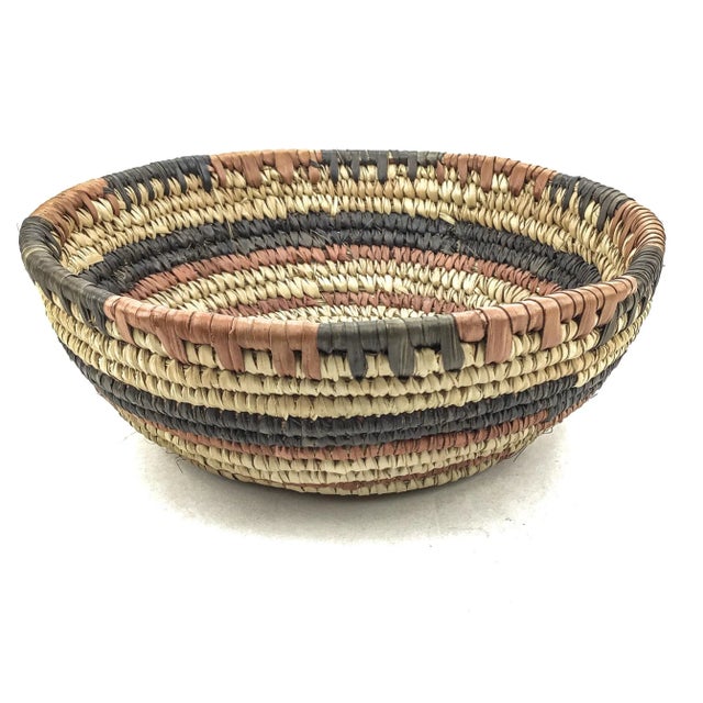 Artisan Vintage Fiber Rush Woven Basket For Sale - Image 10 of 10