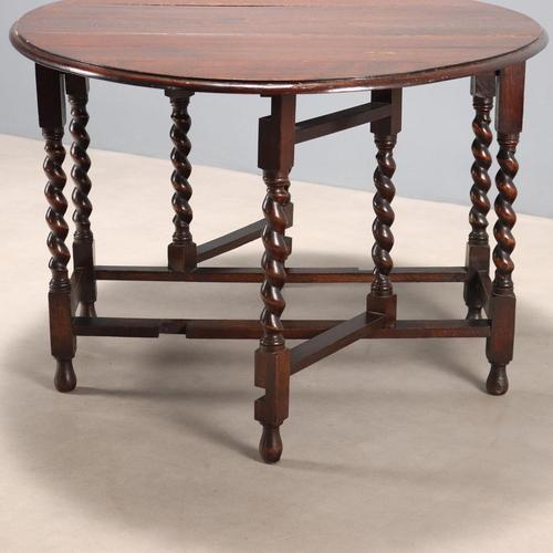 Small Antique English Table in Walnut and Painted Oak, 1800s For Sale - Image 10 of 13