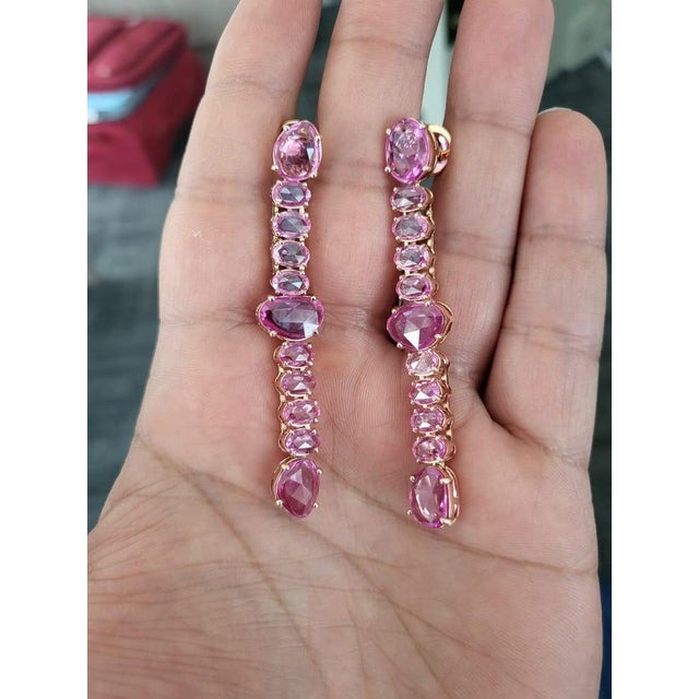 Set in 18k Rose Gold, 15.14 Carats Pink Sapphire Rose Cut Chandelier Earrings, Pair For Sale - Image 6 of 6