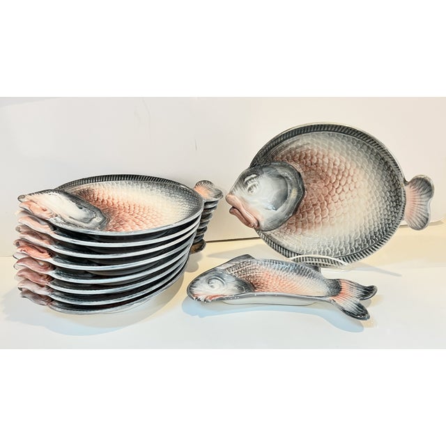 1960s Vintage Italian Fish Plate Set by R. Blanche - Set of 9 For Sale - Image 5 of 13