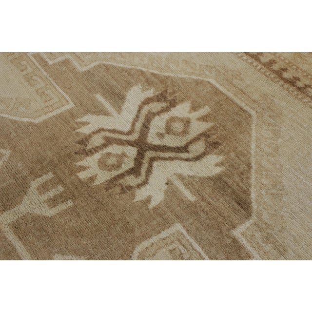 Hand-Knotted Vintage Turkish Kars Rug in a Beige-Brown, White Medallion Pattern For Sale In New York - Image 6 of 8