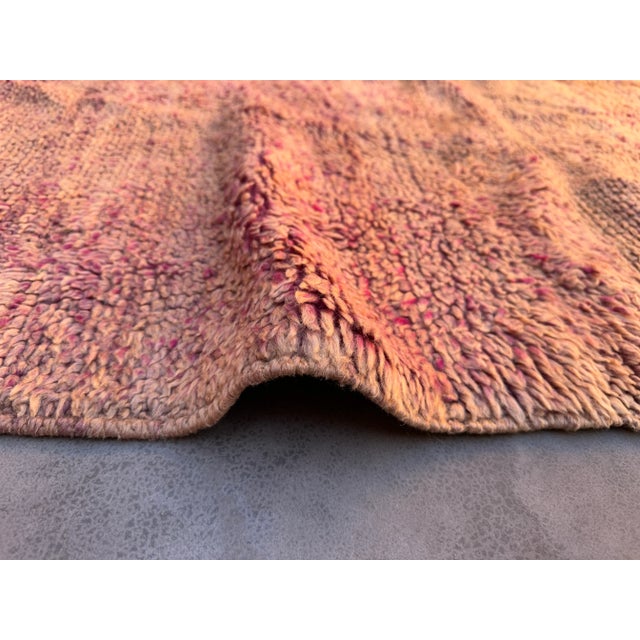 Mid-Century Modern Mid-Century Moroccan Rug - 5'1" X 7'10" Ft For Sale - Image 3 of 10