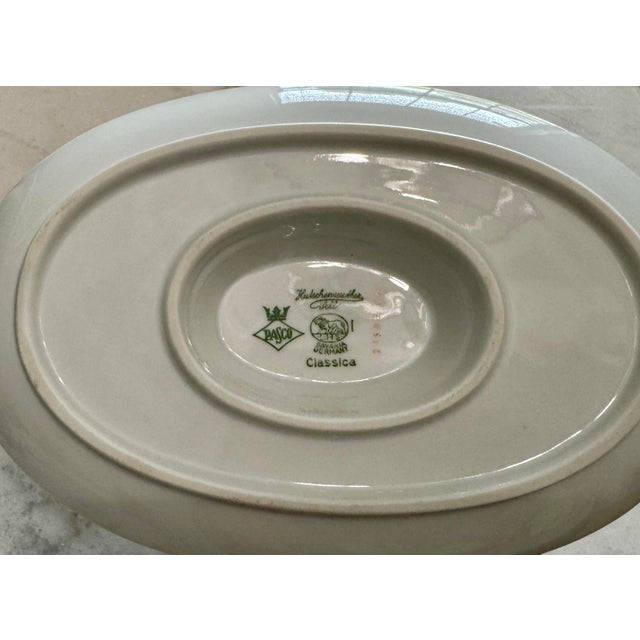 White Vintage Hutschenreuther Selb Bavaria Classica Gravy Boat Attached Underplate Gold Trim Pasco For Sale - Image 8 of 10