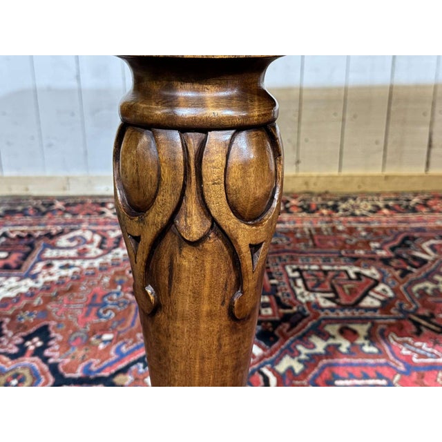 Victorian English Mahogany Table with 3 Extension Leaves, 1950s For Sale - Image 9 of 18