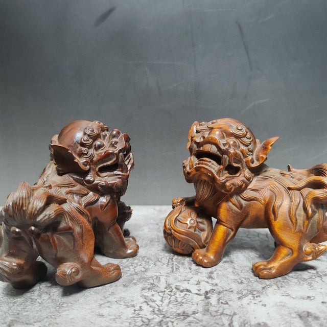 Wood Late 20th Century Pair of Boxwood Carved “Ruyi Lion” Statues – Auspicious Chinese Wood Sculpture Set For Sale - Image 7 of 9