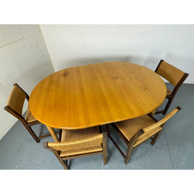 Mid-Century Modern Mid-Century Danish Round Extendable Dining Table in Oak by Kurt Østervig for Brødere Andersen, 1960s For Sale - Image 3 of 17